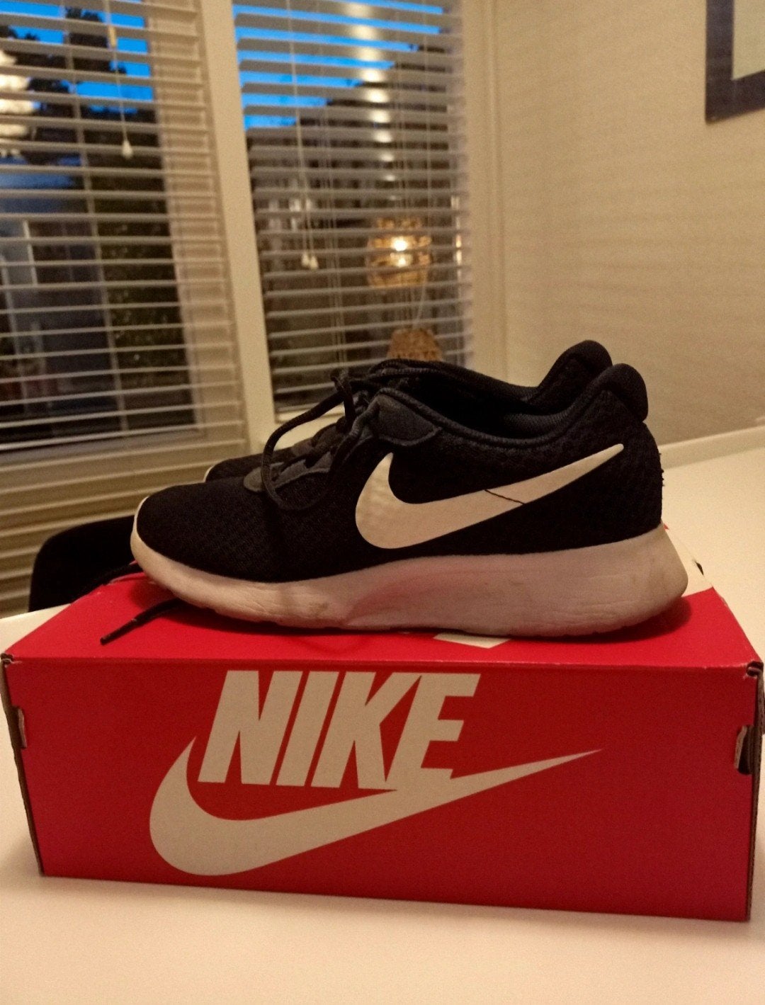 Nike zwart maat 38, Ophalen of Verzenden, Zo goed als nieuw, Zwart, Sneakers of Gympen