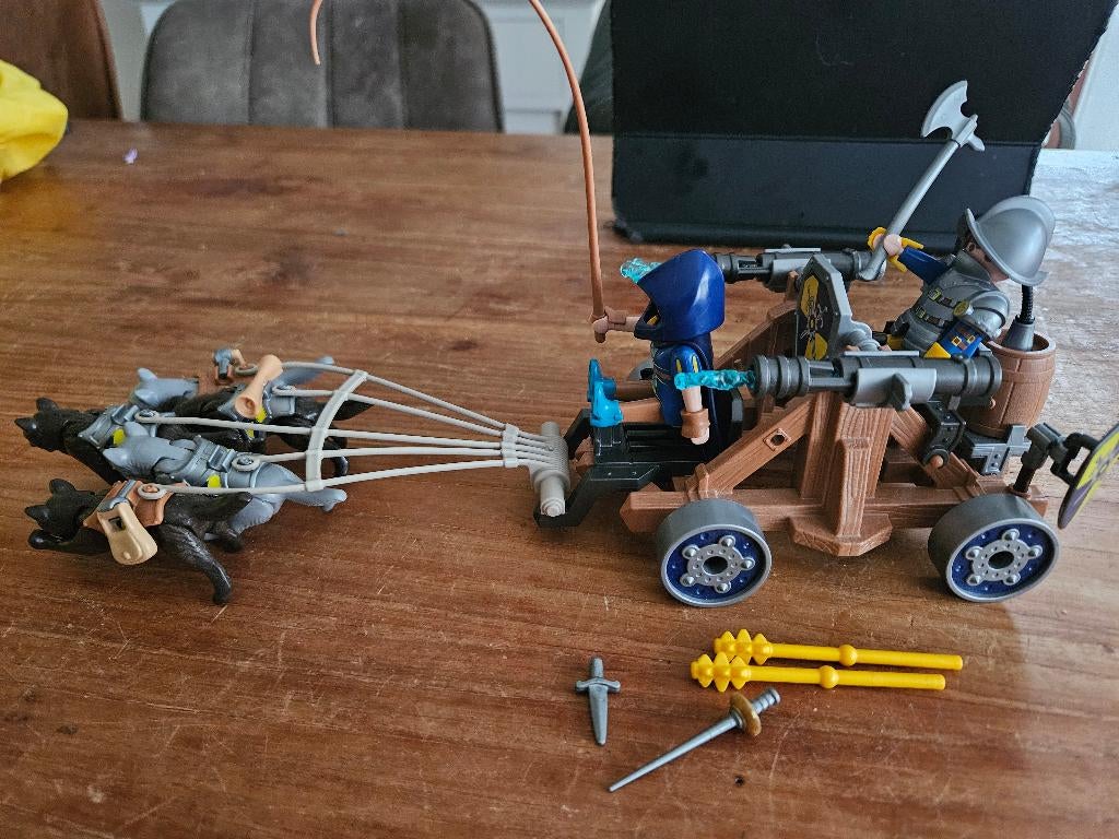 Playmobil Novelmore Hondenwagen 70225, Ophalen of Verzenden, Zo goed als nieuw, Complete set