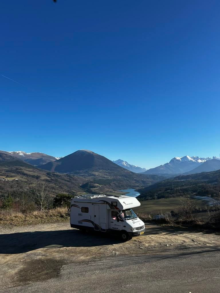 Off-grid Mercedes elnagh camper, Particulier, Fietsendrager, 5 tot 6 meter, Cassettetoilet