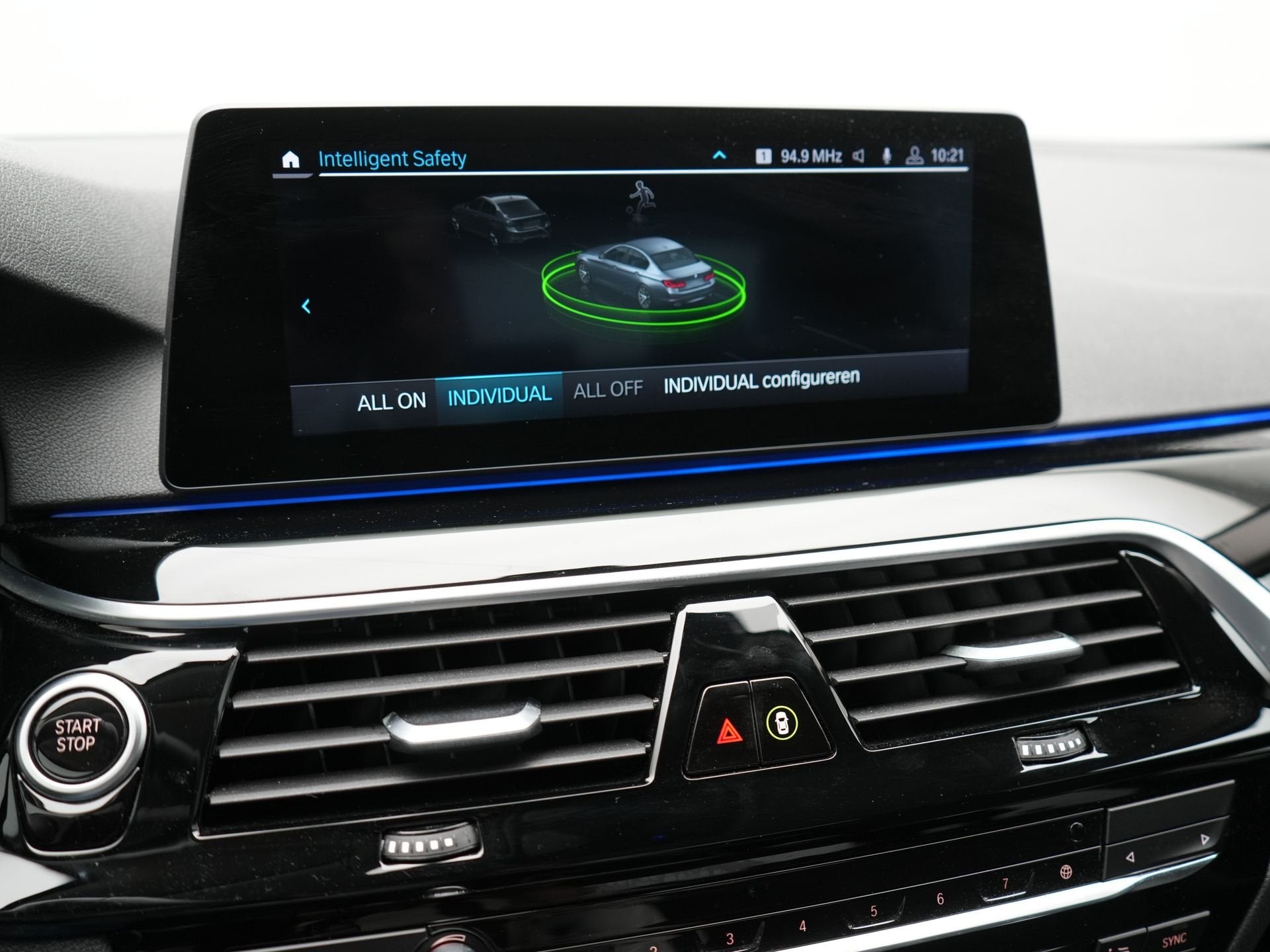 Foto 21 van BMW 5 Serie 530e iPerformance Sportline PHEV 252pk | Adaptiv