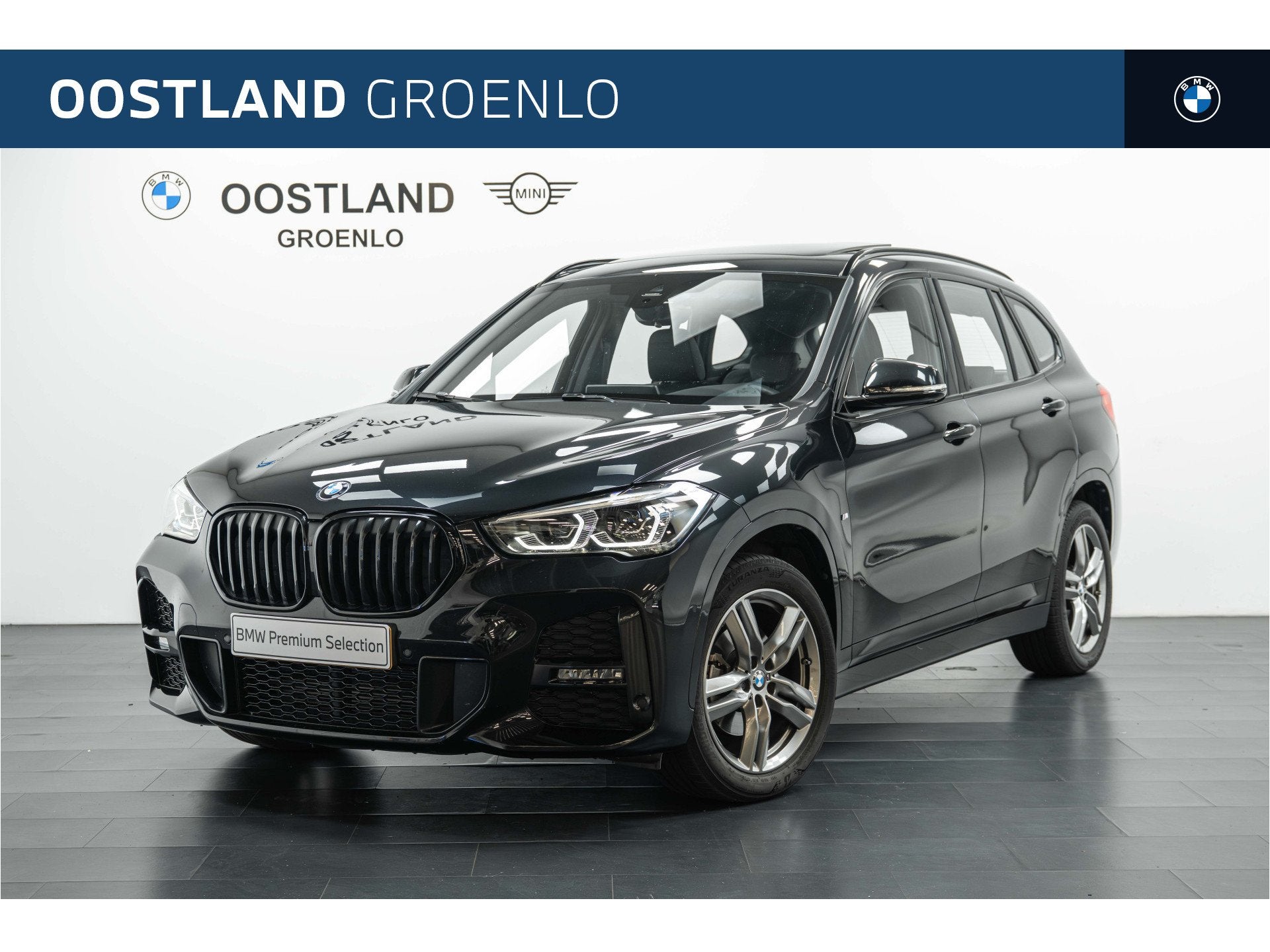 BMW X1 sDrive18i Executive M Sport Automaat / Panoramadak /, Auto's, Automatische klimaatregeling, 136 pk, Gebruikt, Met garantie (alle)