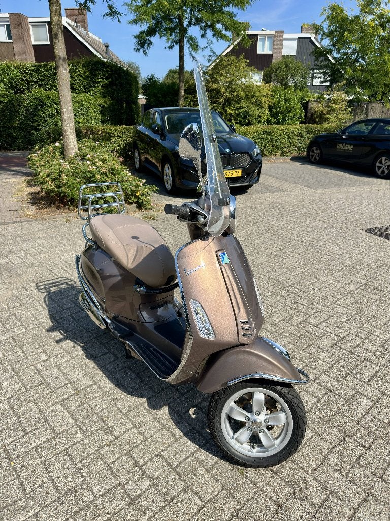 Vespa Primavera 50 Snor 4T '16 — maar 2.012 km — full option, Ophalen, Gebruikt, Overige modellen, Benzine