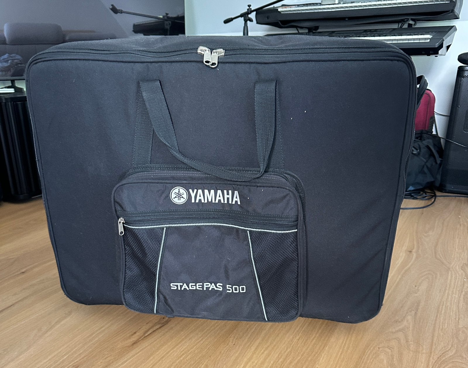Yamaha Stagepas 500 & Yamaha DXS 12, Muziek en Instrumenten, Ophalen, Zo goed als nieuw