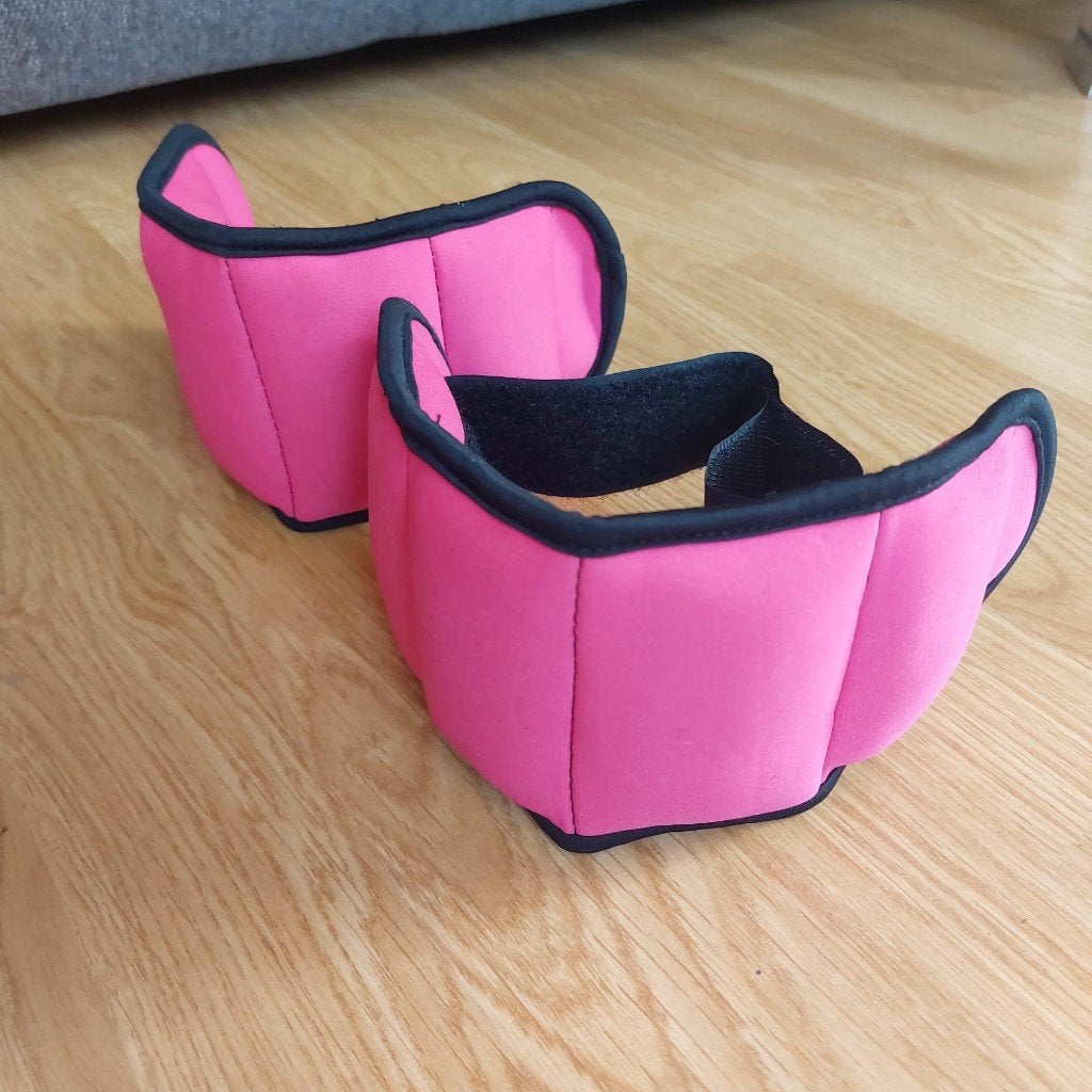 2xRoze Enkelbandjes Fitness=7 euro, Ophalen of Verzenden, Zo goed als nieuw, Buitenlandse clubs, Poster, Plaatje of Sticker