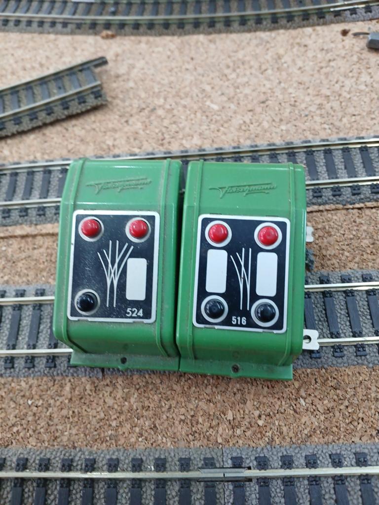 2 Fleischmann wisselschakelaars voor HO/N spoor, Ophalen of Verzenden, Gebruikt, Overige typen, Fleischmann