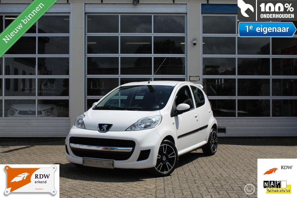 Peugeot 107 1.0-12V 5-DEURS FACELIFT Millesim 200 'XS' *URBA, Voorwielaandrijving, Stof, Gebruikt, Zwart