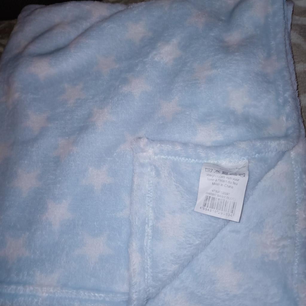 Rabbit baby blue dekentje met witte sterren., Ophalen of Verzenden, Zo goed als nieuw, Deken