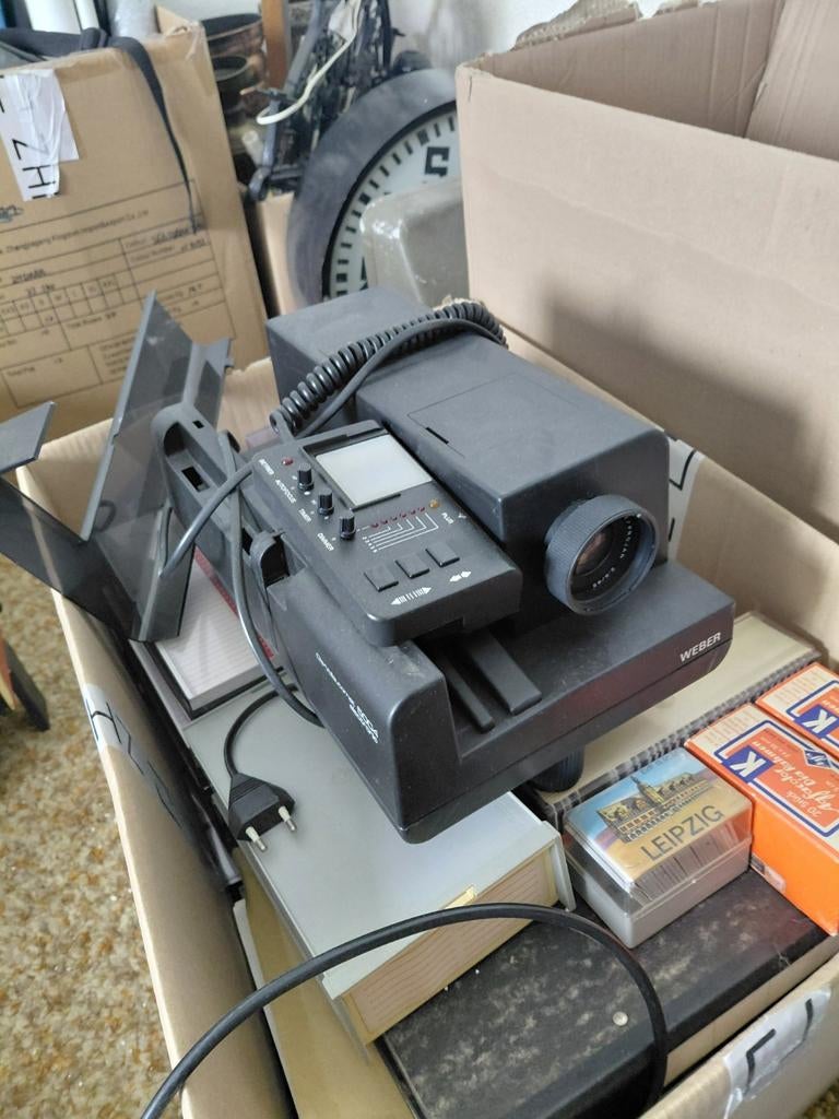 Diaprojector met scherm, Ophalen of Verzenden