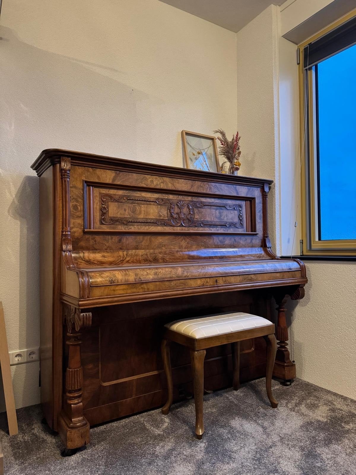 Antieke piano - Prachtig meubelstuk, Ophalen, Gebruikt, Bruin, Piano