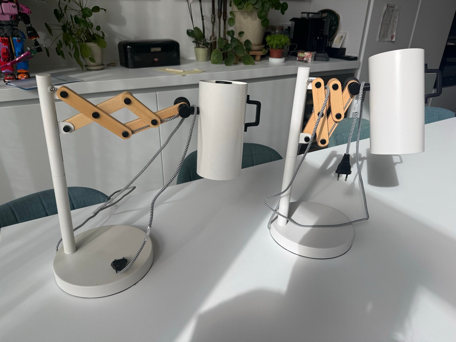 2x Loods 5 Bureaulamp/Nachtlamp wit met hout en zwart, Dimbaar, Bureaulamp, Gebruikt, Overige merken