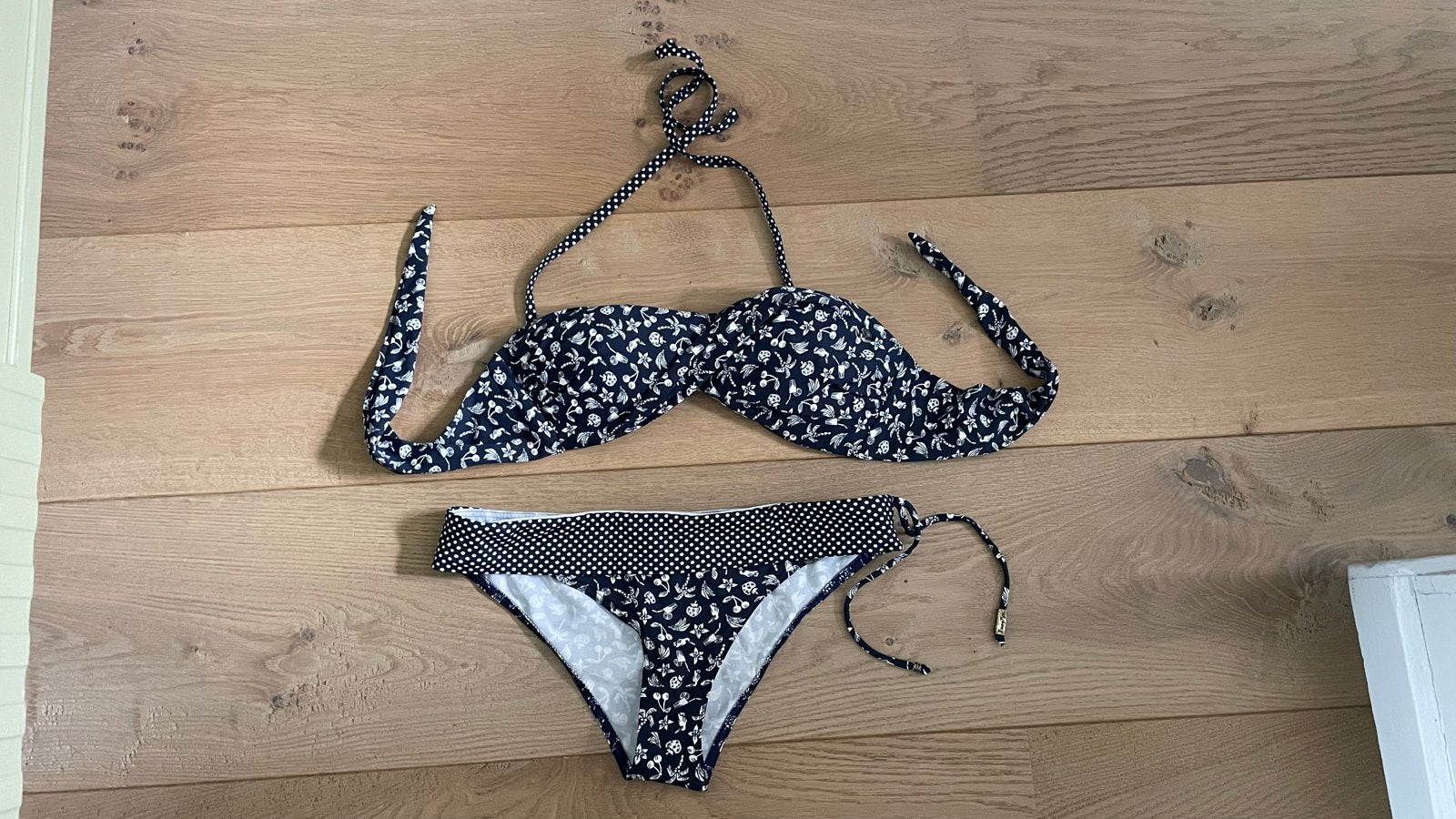 Banana Moon Bikini - Donkerblauw met print, maat 40, Ophalen of Verzenden, Zo goed als nieuw, Blauw, Bikini