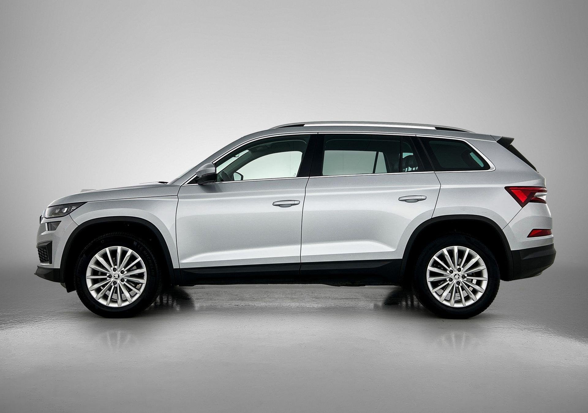 Skoda Kodiaq 1.5 TSI Business Edition | ELEK.LAAKDLEP | CAME, Auto's, 12 maanden, 4 cilinders, Leder en Stof, Bedrijf