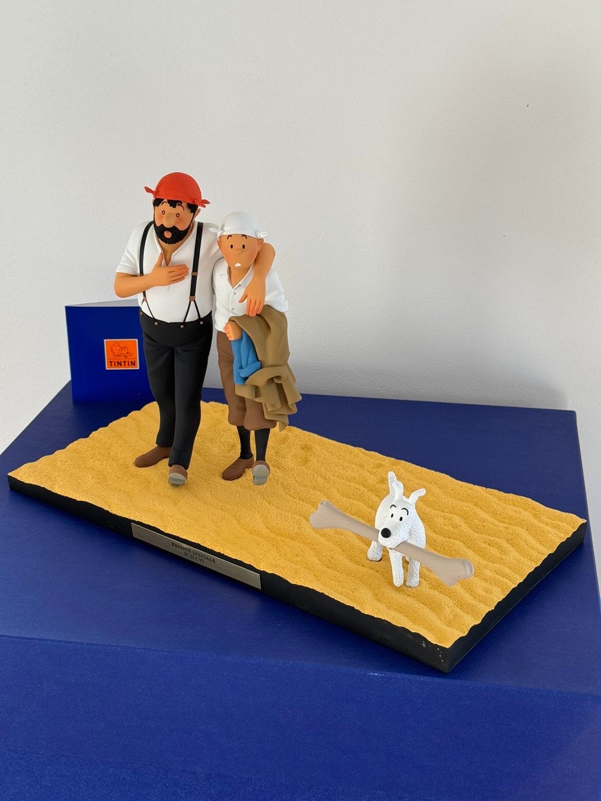 Het land van de dorst HC Kuifje Fariboles Moulinsart, Ophalen of Verzenden, Kuifje, Zo goed als nieuw, Beeldje of Figuurtje