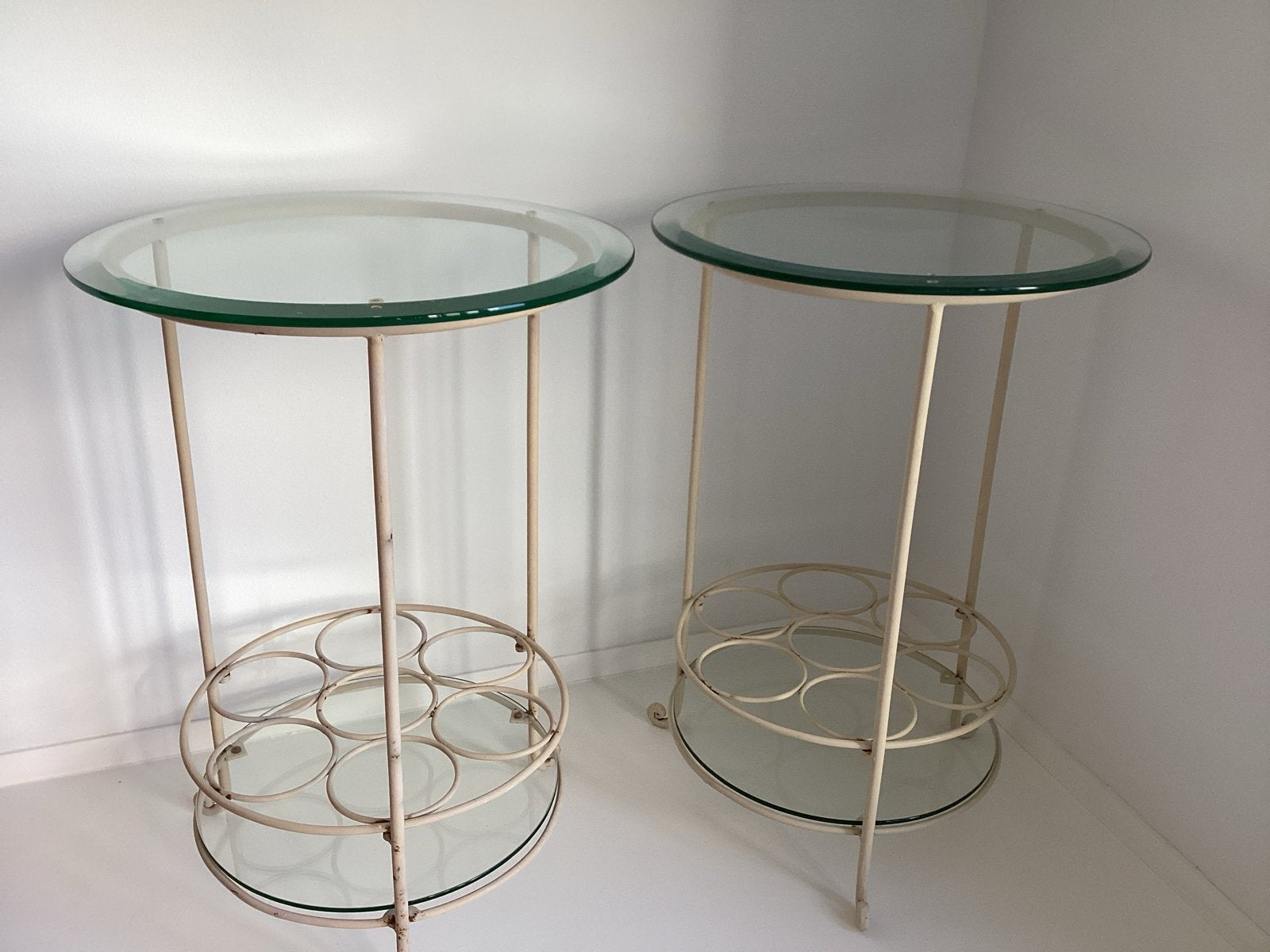 Vintage set van 2 bijzet-/dranktafeltjes - smeedijzer & glas, Huis en Inrichting, Gebruikt, Metaal of Aluminium, Rond, Ophalen