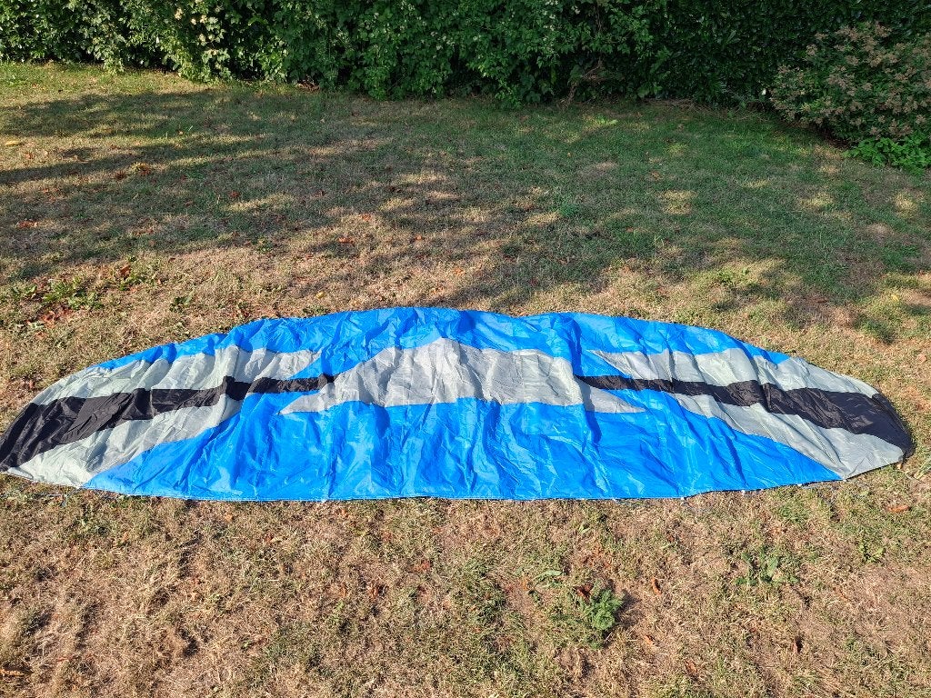 Peter Lynn Twister 4.1 m² Powerkite, Ophalen of Verzenden, Zo goed als nieuw, Vierlijns, Vlieger