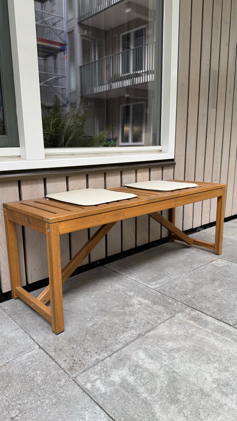 IKEA NÄMMARÖ tuinbank 120 cm – uitstekende staat, Tuin en Terras, Ophalen, Zo goed als nieuw, Teakhout