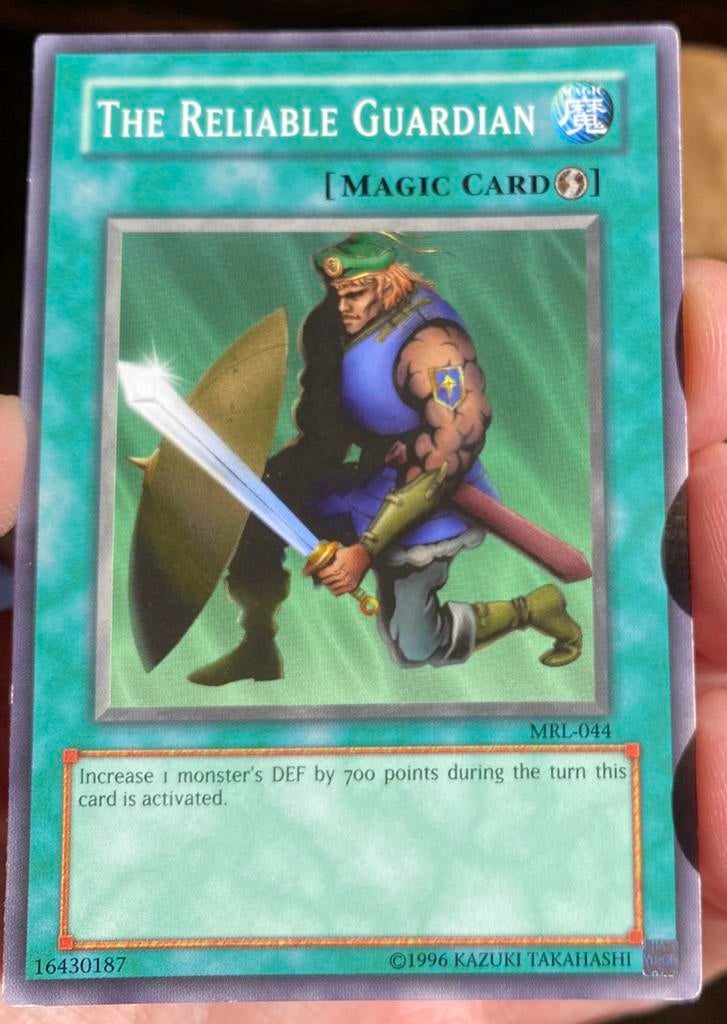 Yu-Gi-Oh! The Reliable Guardian MRL Old US Magic Print !, Ophalen of Verzenden, Gebruikt, Losse kaart