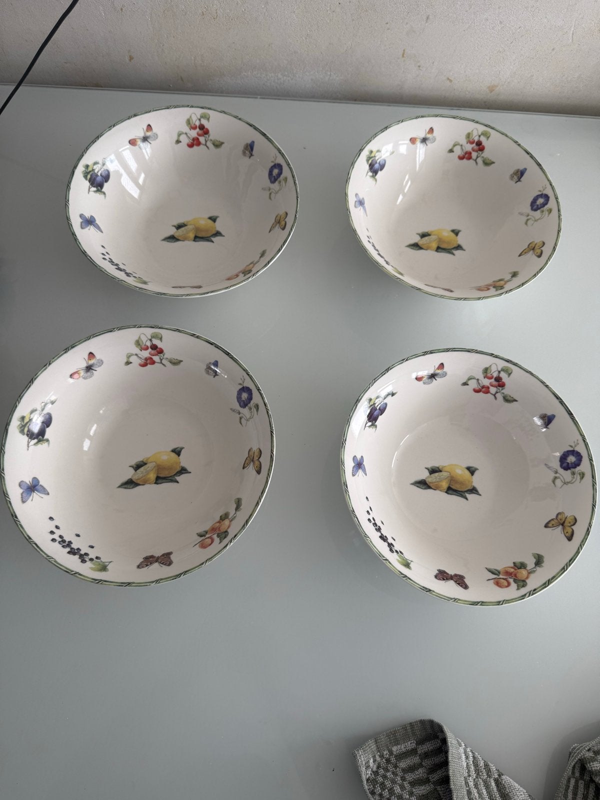 Janneke brinkman servieskommen 23 cm, Klassiek, Villeroy & Boch, Ophalen of Verzenden, Zo goed als nieuw