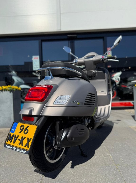 Vespa GTS Supertech HPE 300cc Demo, Niet ingevuld, Scooter, Bedrijf, Niet ingevuld