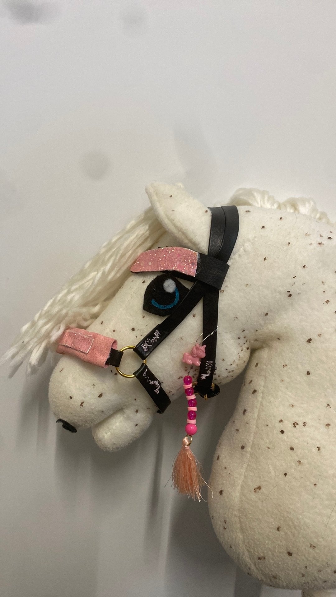 Pink hobby horse bridle, Kinderen en Baby's, Speelgoed | Hobbelfiguren, Ophalen of Verzenden, Zo goed als nieuw