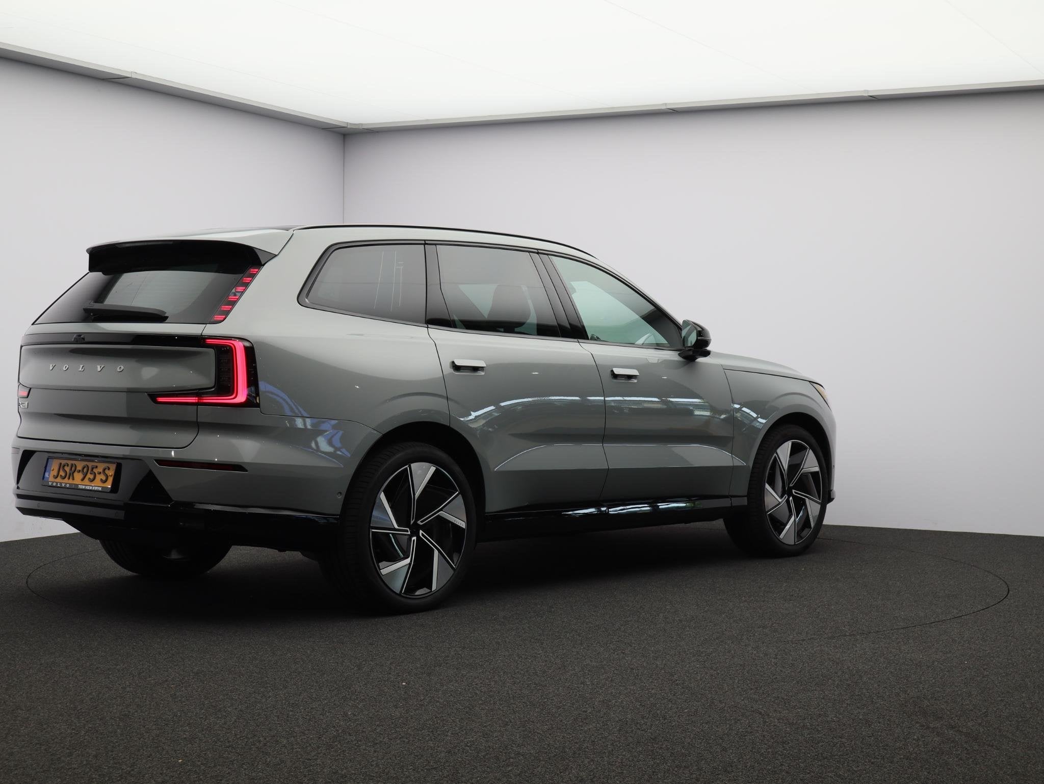 Volvo EX90 Twin Motor Performance Ultra 7p. 111 kWh / Luchtv, Auto's, Volvo, 660 min, Stof, Gebruikt, Volvo Selected Used Cars