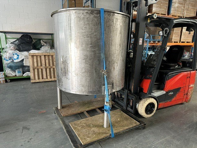 RVS Silo 1700 liter, Doe-het-zelf en Verbouw, Ophalen, Gebruikt, Overige metalen