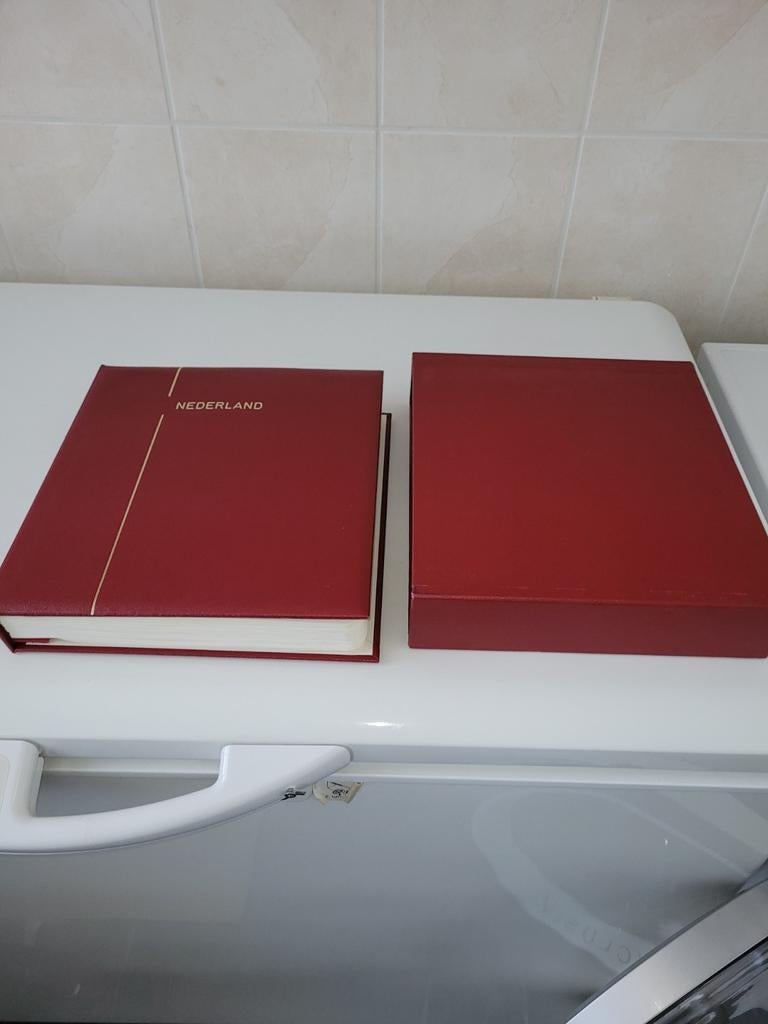 Zeer dik importa album postzegels Nederland met veel inhoud, Ophalen of Verzenden