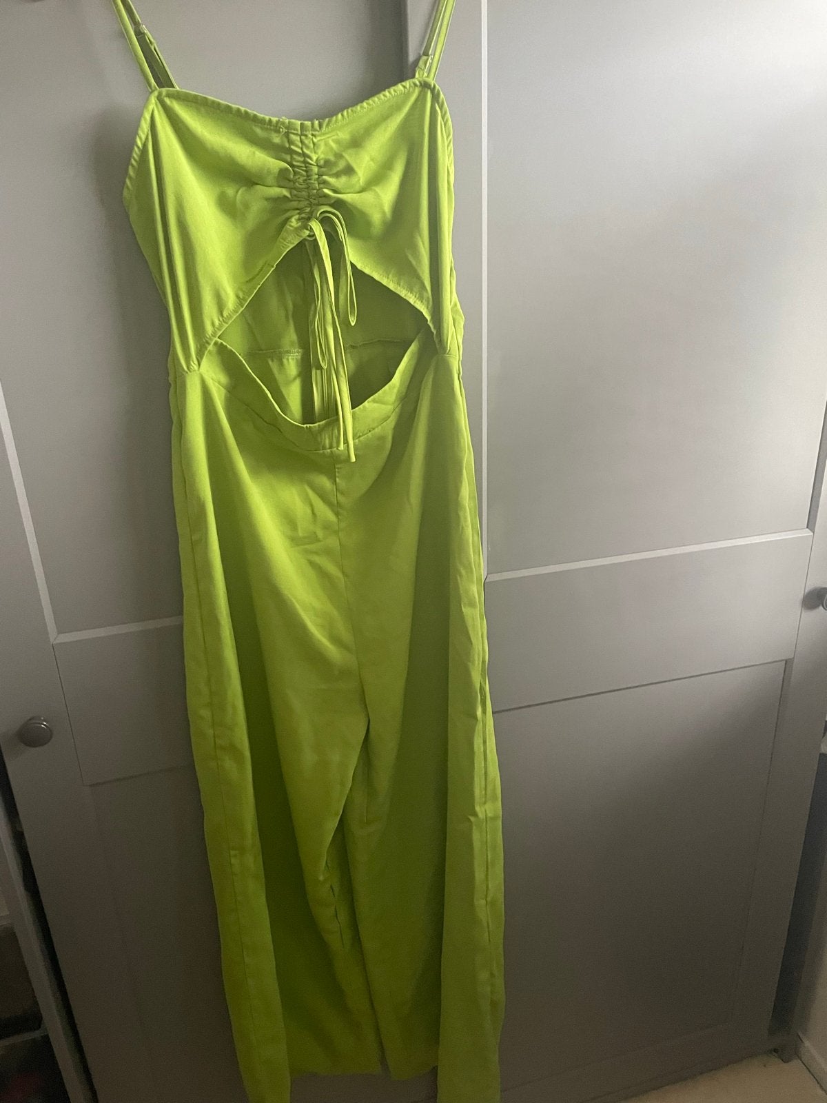 Leuke neon groene jumpsuit van Shein, maat M, Kleding | Dames, Ophalen of Verzenden, Zo goed als nieuw, Maat 38/40 (M), Groen