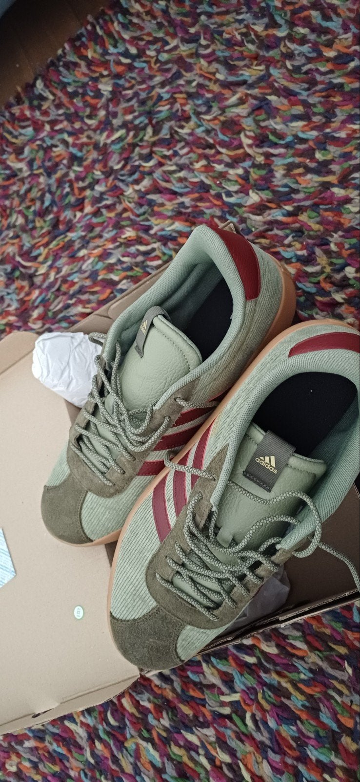 Mint groene Adidas Ribstof Maat 45 1/3, Ophalen of Verzenden, Nieuw, Schoenen
