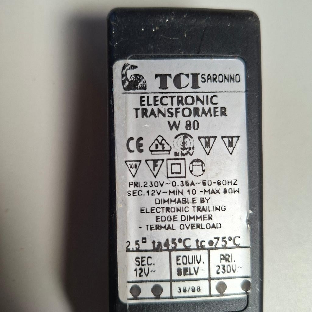 Halogeen transformator, Hobby en Vrije tijd, Elektronica-componenten, Ophalen of Verzenden, Nieuw