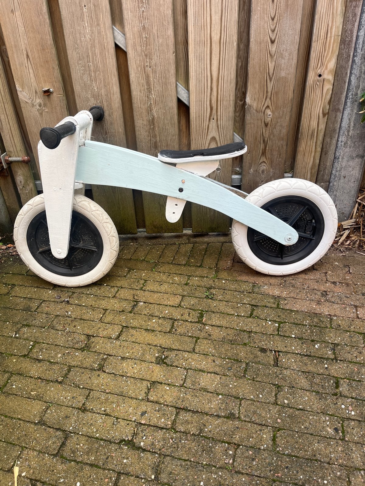Houten loopfiets - lichtblauw/wit - Gebruikt, Ophalen, Gebruikt, Loopfiets