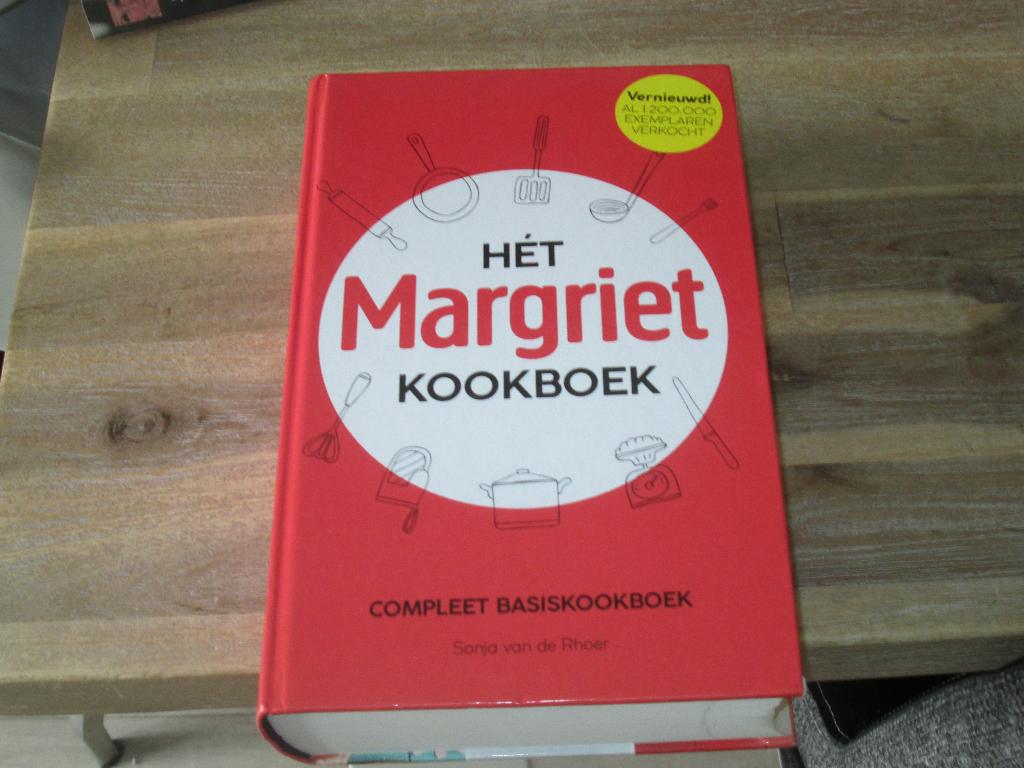 hét Margriet kookboek compleet basiskookboek, Ophalen of Verzenden, Zo goed als nieuw, Italië