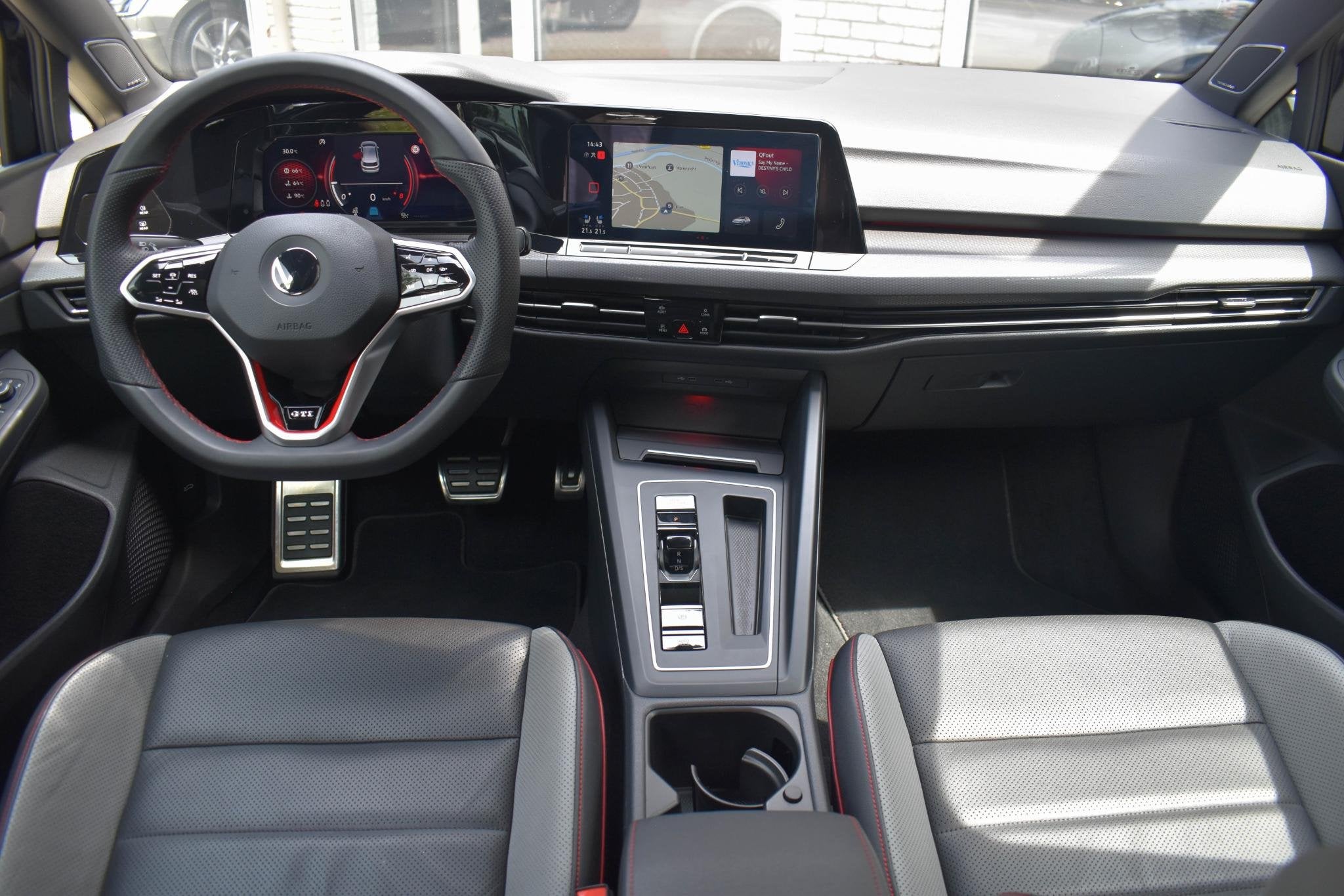 Volkswagen Golf 2.0 TSI GTI Pano Leder ELC Stoelen Cam IQ Zi, 730 kg, Euro 6, 4 cilinders, 1984 cc