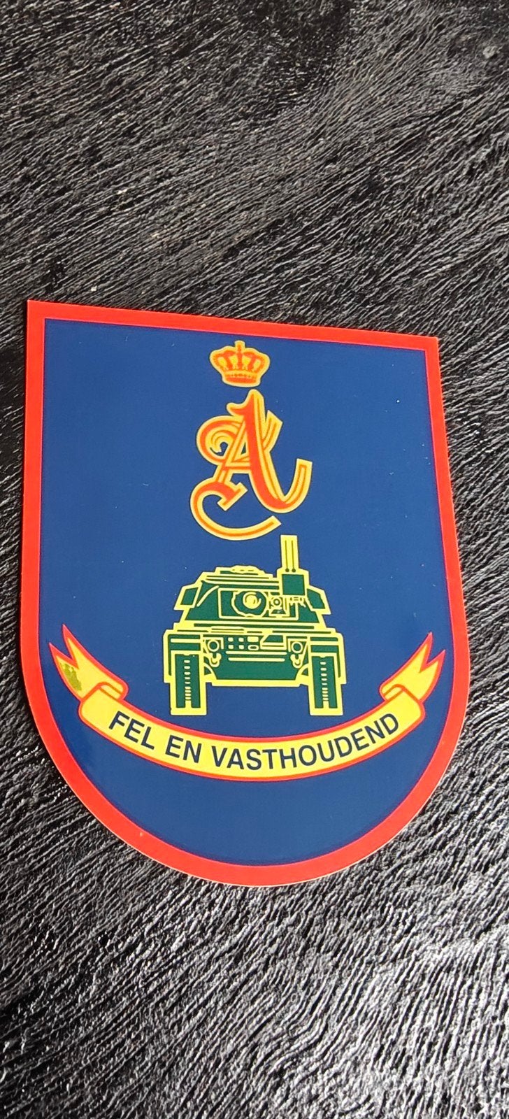 Dit is een sticker van 101 Tankbataljon (101 TKBAT) van de K, Ophalen of Verzenden, Landmacht, Nederland, Embleem of Badge