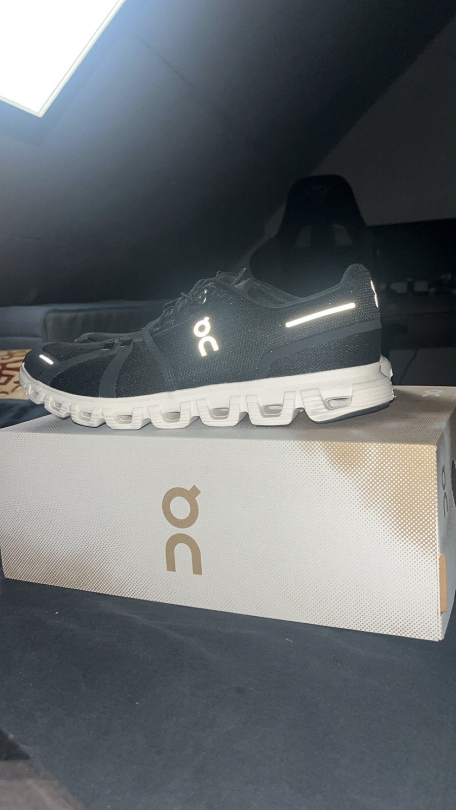 On Cloud 6 hardloopschoenen - Zwart/Wit - Maat 43, Zwart, Ophalen of Verzenden, Sneakers of Gympen, Zo goed als nieuw