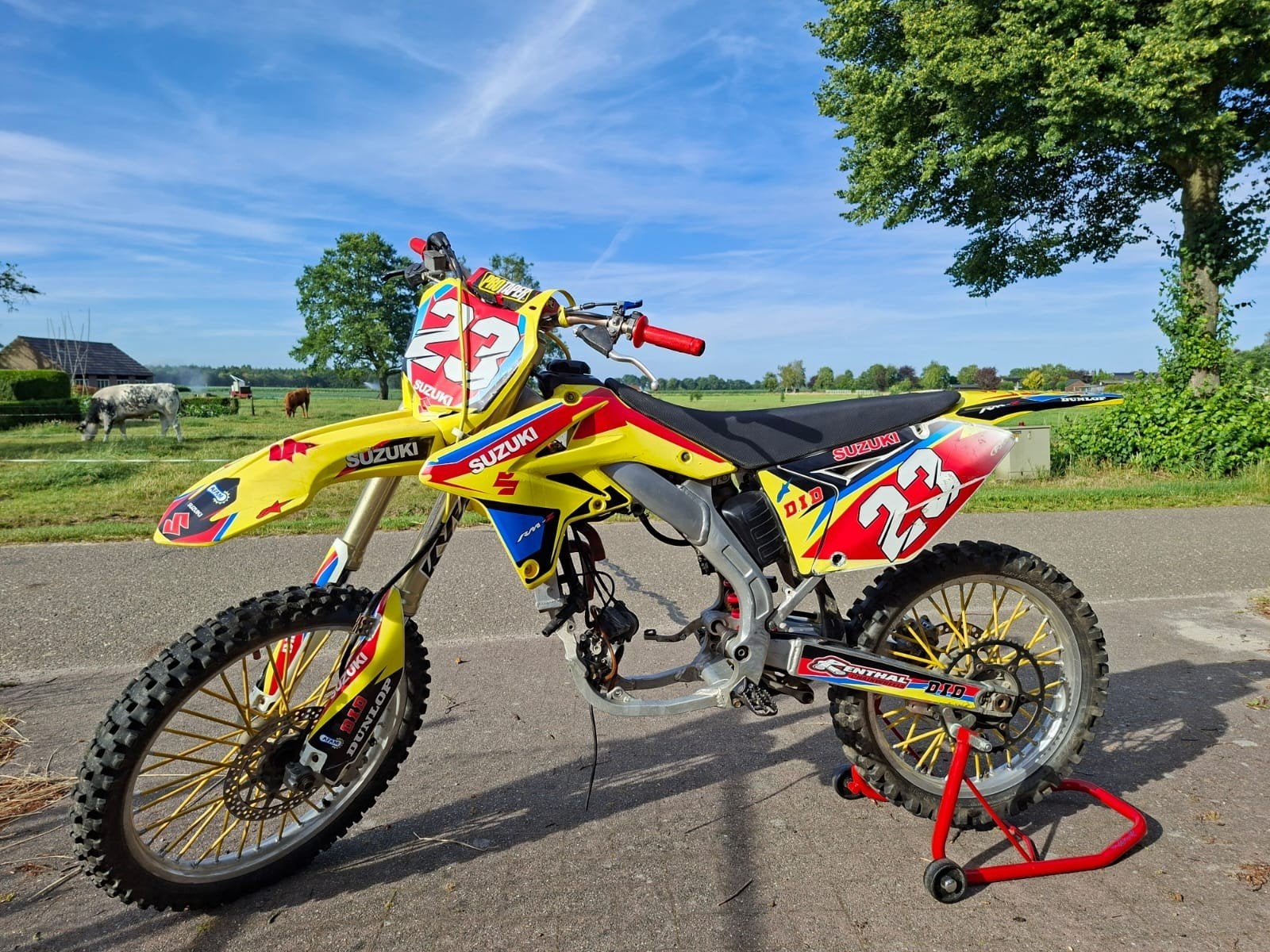 Suzuki RMZ-250 compleet project met Yoshimura uitlaat, Fietsen en Brommers, Brommers | Crossbrommers, Ophalen, 250 cc