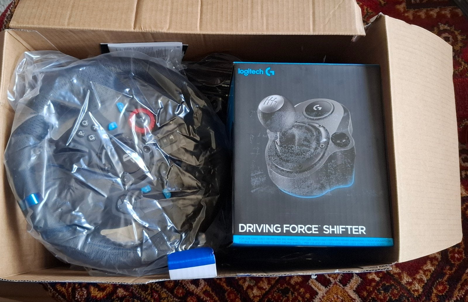 Logitech G29 Driving Force racestuur met shifter en pedalen, Ophalen of Verzenden, Zo goed als nieuw, Stuur of Pedalen, PlayStation 4