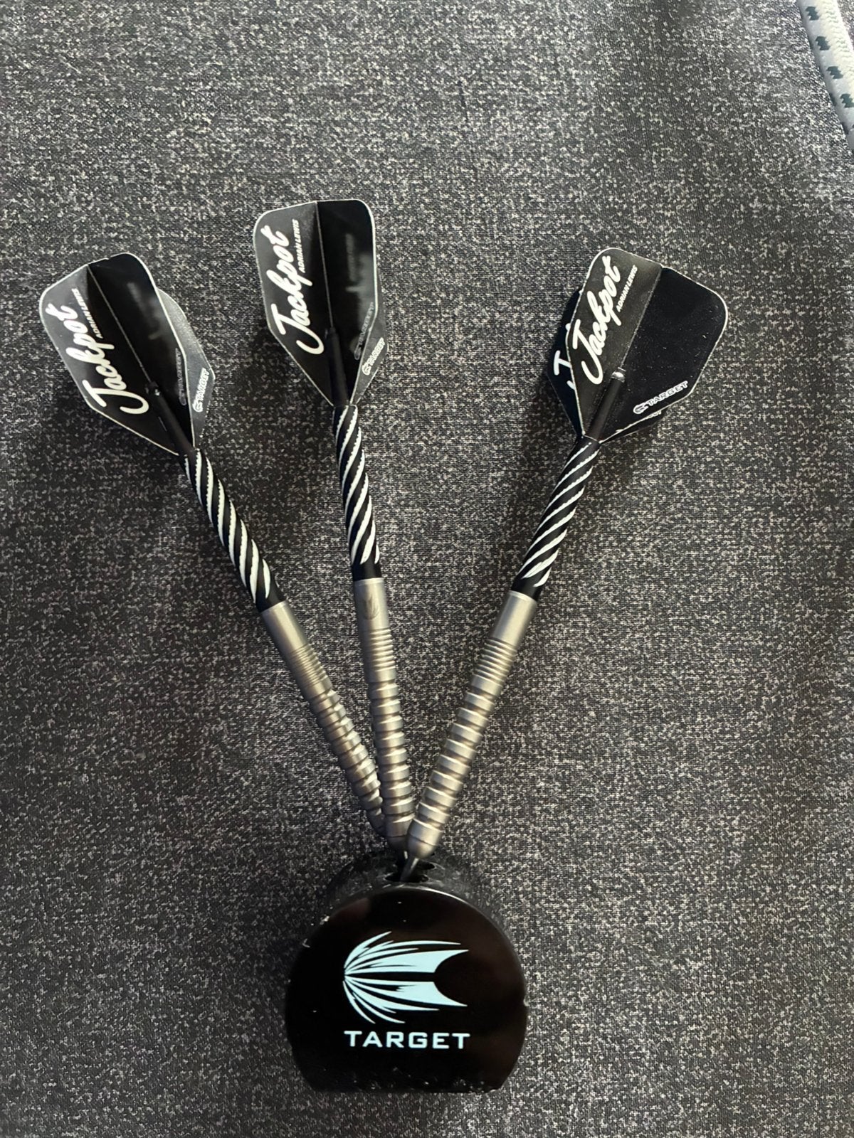 Target Adrian Lewis gen 2  23 gram., Sport en Fitness, Darts, Verzenden, Zo goed als nieuw, Pijlen