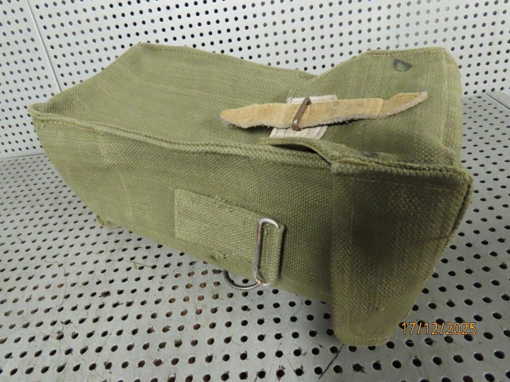 Tas / Houder voor Bren-Gun magazijnen (leeg) UK Bren, Overige typen, Overige soorten, Ophalen of Verzenden, Engeland