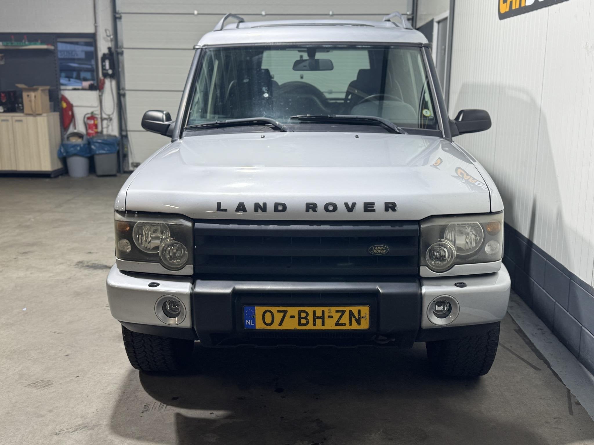 Land Rover Discovery 2.5 Td5 E GANT Uitvoering Zeer netjes V, Automaat, Stof, Gebruikt, 2495 cc
