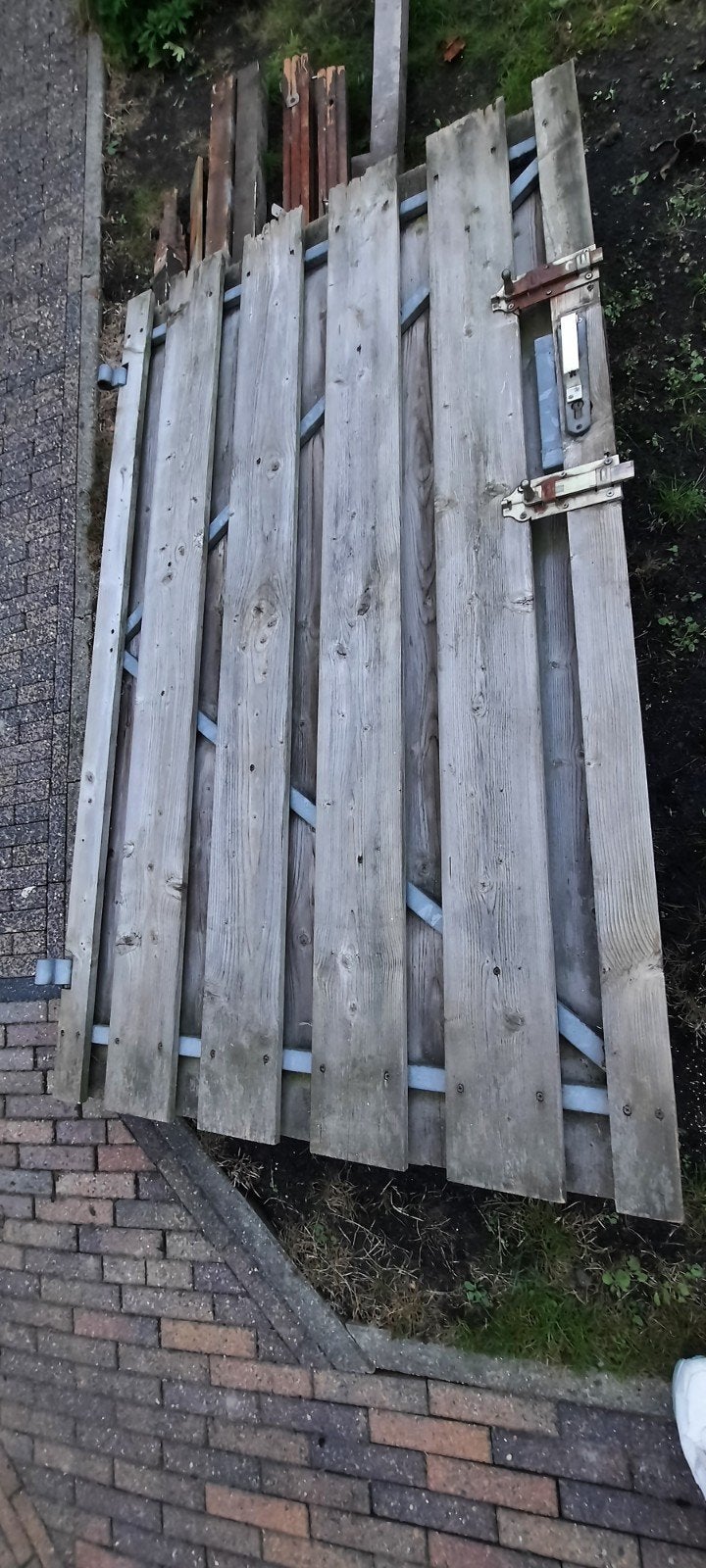 Schuttingdeur met gegalvaniseerd frame, Tuin en Terras, Ophalen, Gebruikt, 100 tot 150 cm, Draaipoort