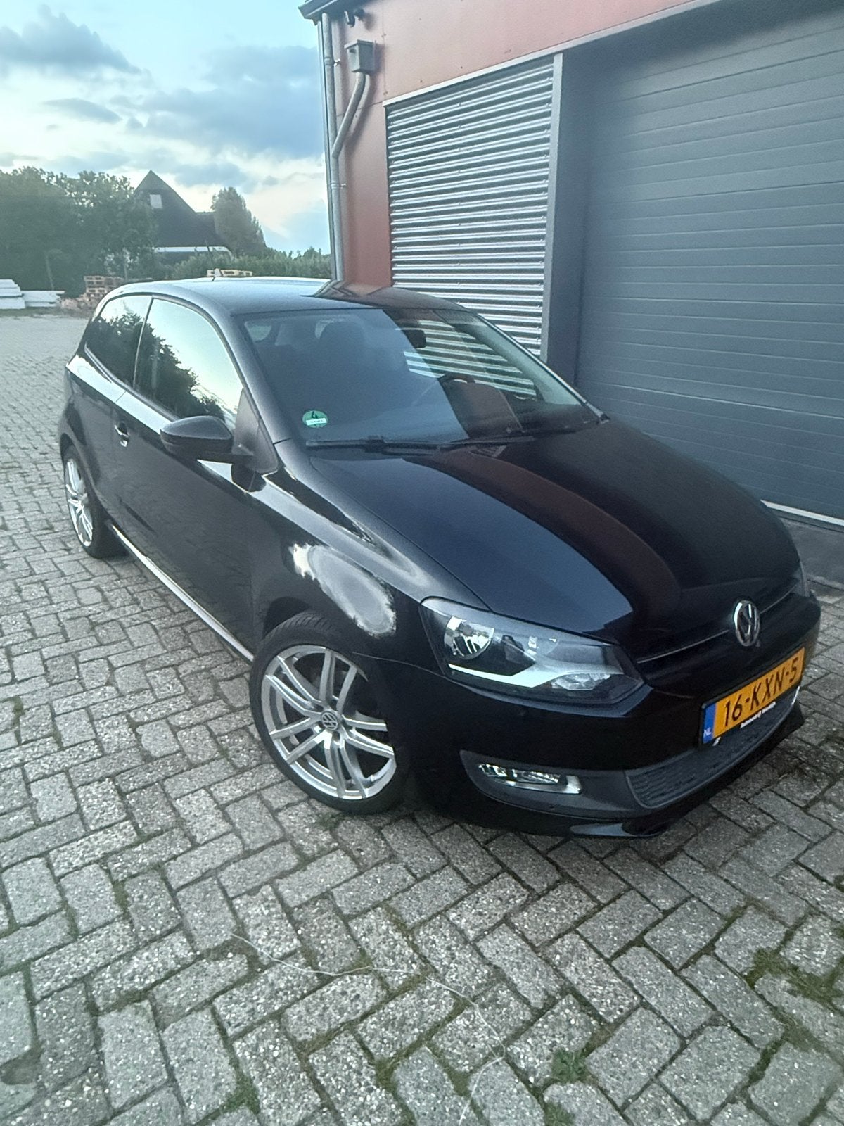 Volkswagen Polo 1.4 16V FSI 90 PK  Zwart, Voorwielaandrijving, 970 kg, 4 cilinders, Zwart