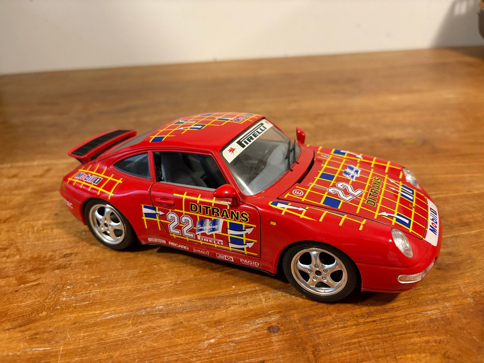 Burago Porsche 911 Carrera (1999) - Schaalmodel 1:18, Hobby en Vrije tijd, Ophalen of Verzenden, Zo goed als nieuw, Auto, Bburago