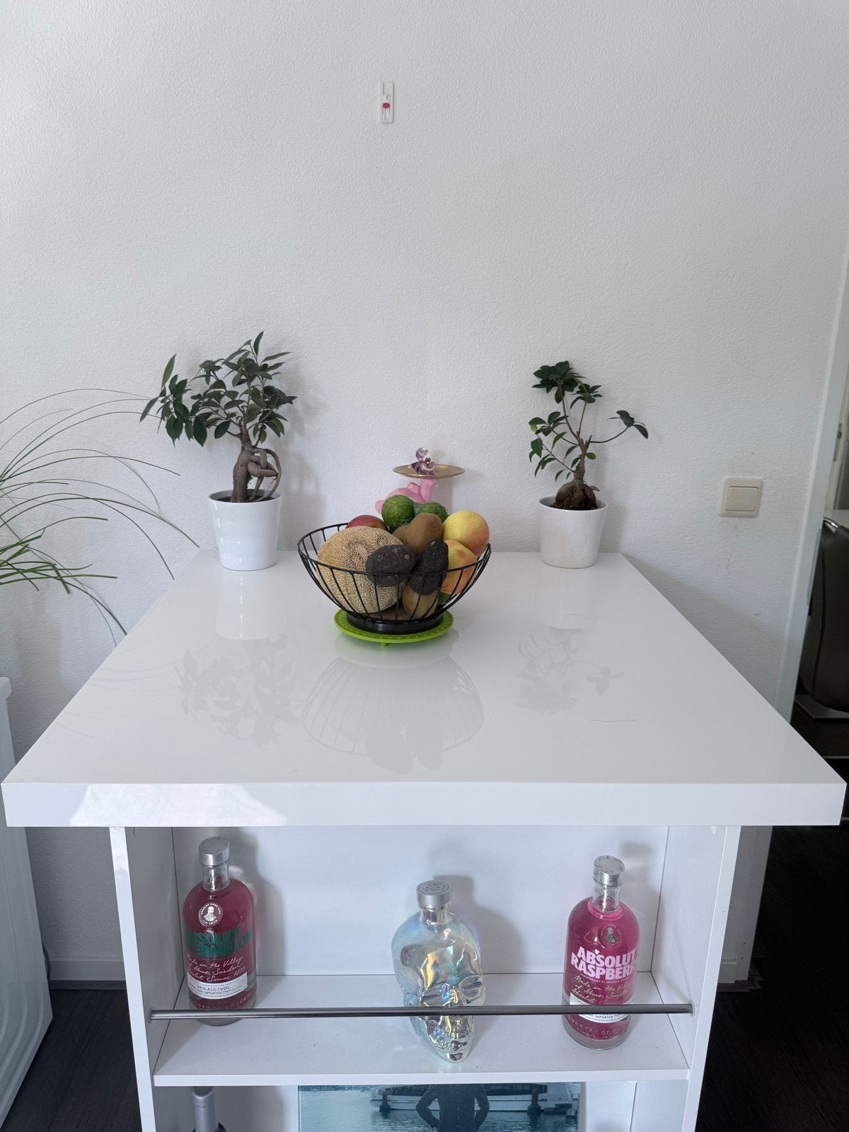 Moderne witte bartafel met opbergruimte, Ophalen of Verzenden, Gebruikt