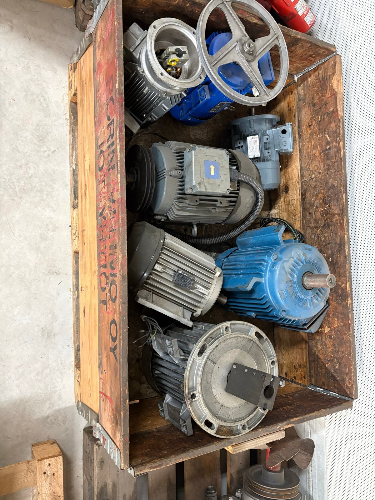 Diverse Industriële Elektromotoren - Gebruikt, Doe-het-zelf en Verbouw, Motoren, Ophalen, Gebruikt, Elektromotor, 1800 rpm of meer