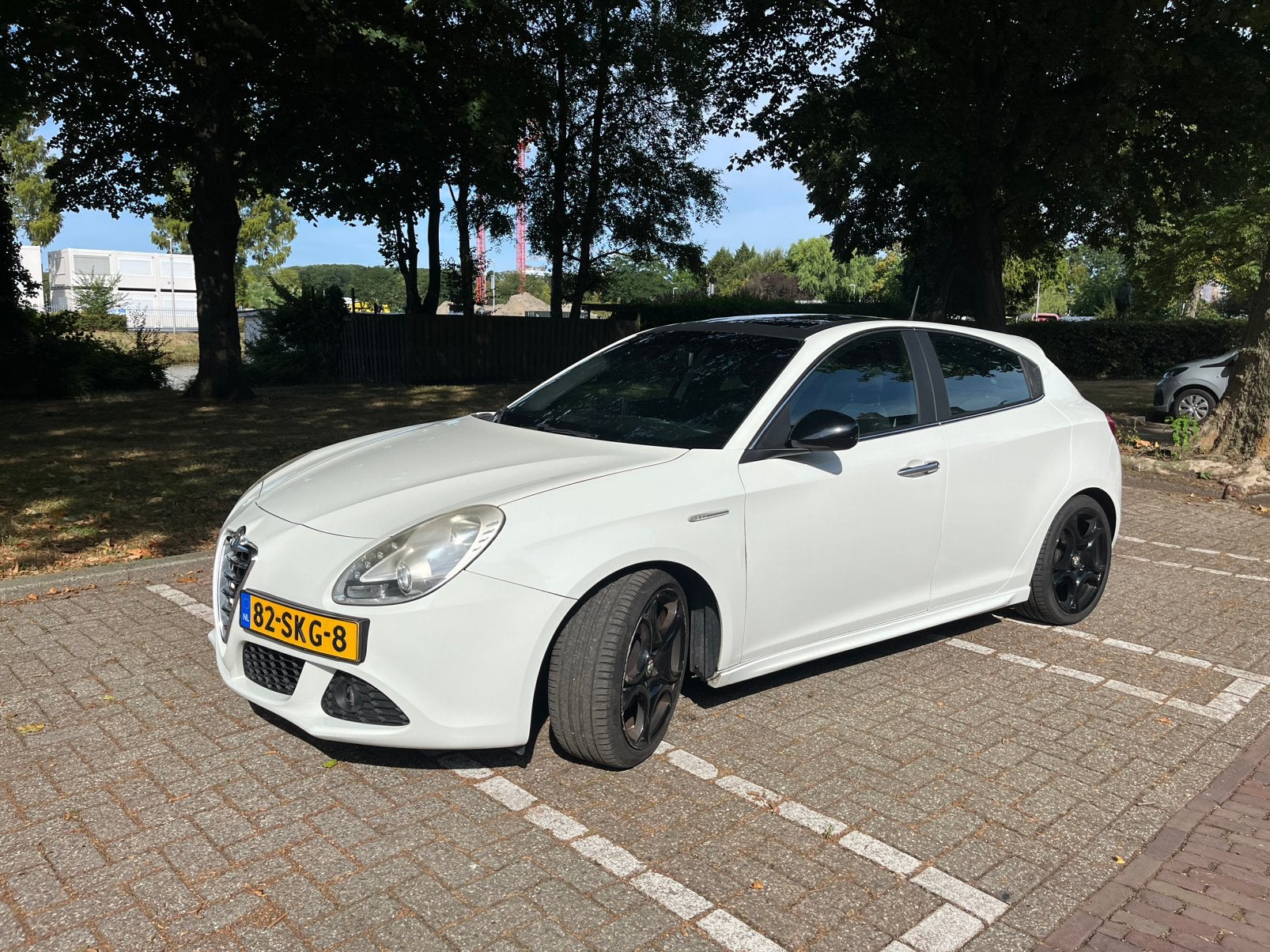 Alfa Romeo Giulietta 1.4 Turbo Multi AIR 2011 Wit, Auto's, Alfa Romeo, Voorwielaandrijving, 4 cilinders, Wit, Origineel Nederlands