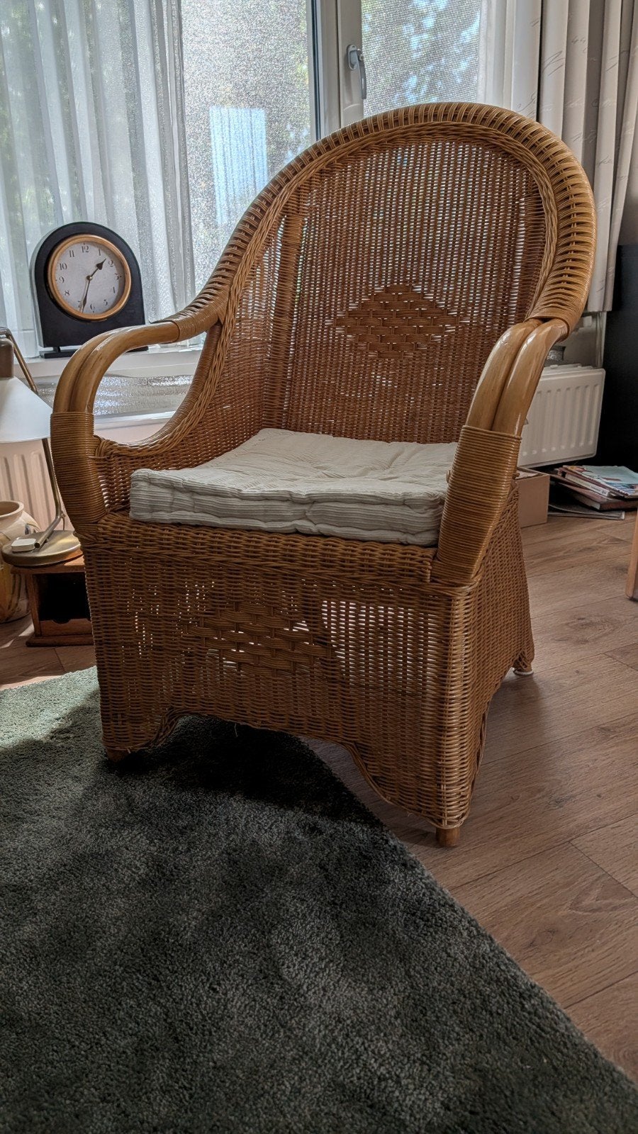 Rotan stoel, Huis en Inrichting, Fauteuils, Ophalen, Zo goed als nieuw, 50 tot 75 cm, Riet of Rotan