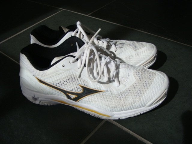 Mizuno Wave Stealth indoorschoen (zaalsportschoen) - maat 42, Sport en Fitness, Ophalen of Verzenden, Zo goed als nieuw, Schoenen
