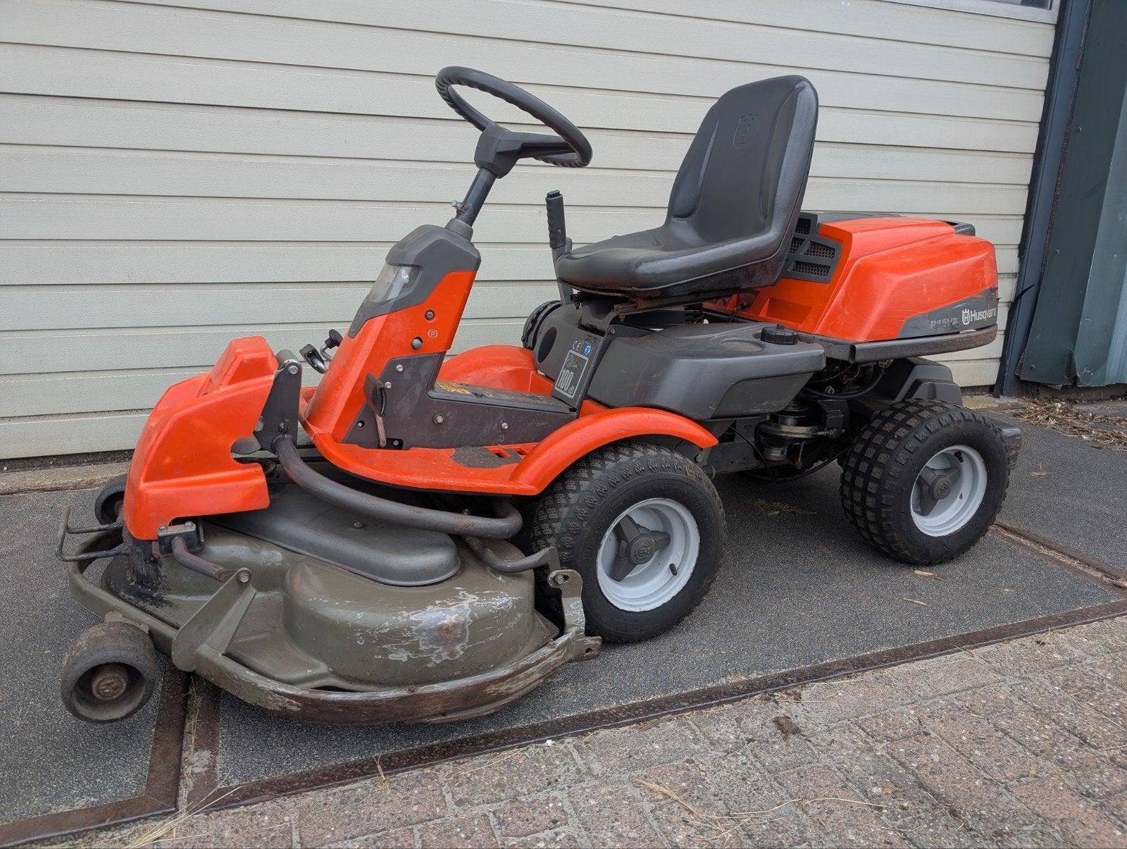 Husqvarna rider 15v2 frontmaaier 112cm! 2 cil.kawasaki!, Gebruikt, Ophalen of Verzenden, HUSQVARNA, Mulchfunctie