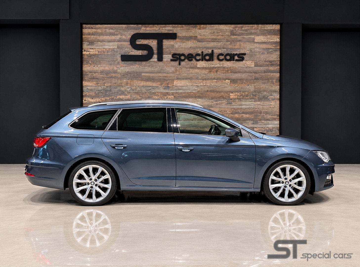 Seat Leon ST 1.0 EcoTSI Style Intense|Virtual|Trekhaak|18 in, Auto's, Gebruikt, Euro 6, Met garantie (alle), Leon